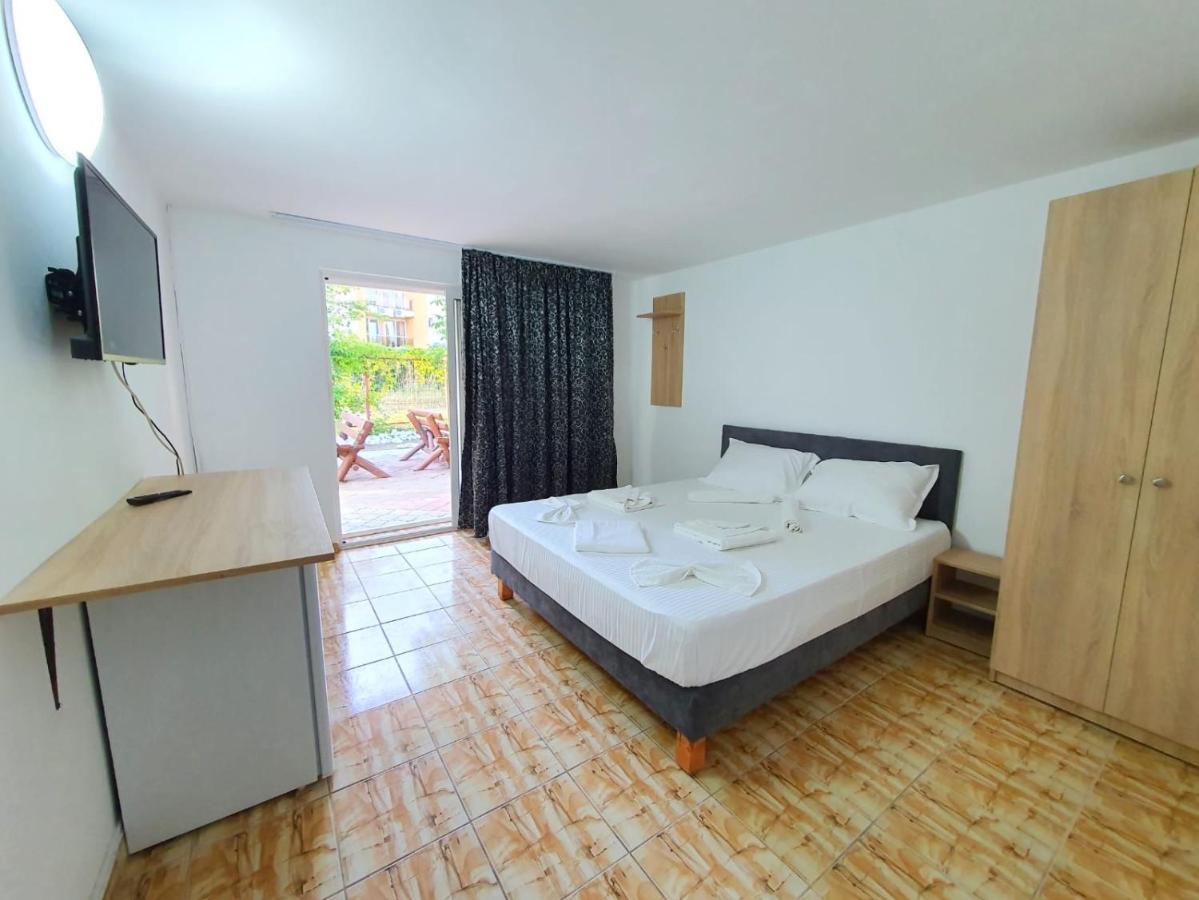 Hotel Decebal 艾福雷诺德 外观 照片