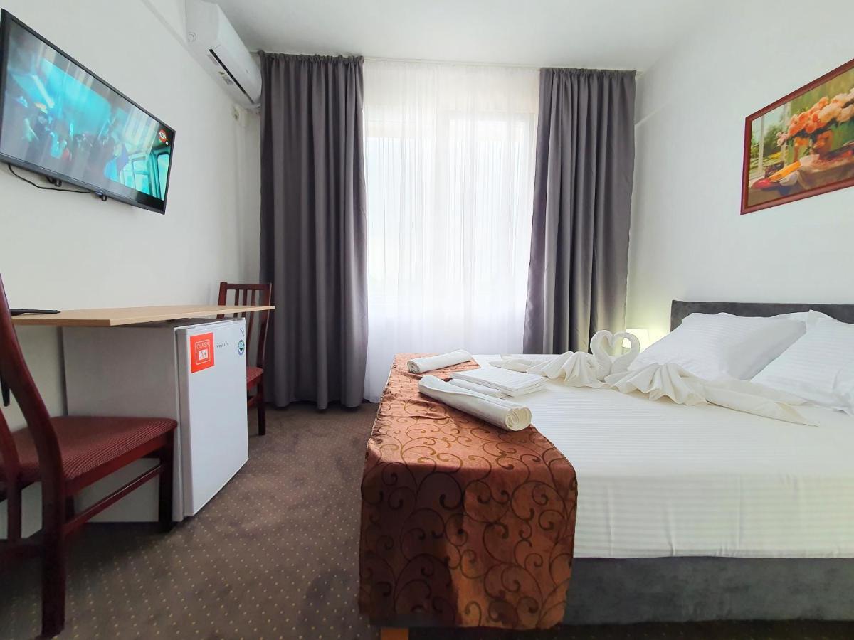 Hotel Decebal 艾福雷诺德 外观 照片