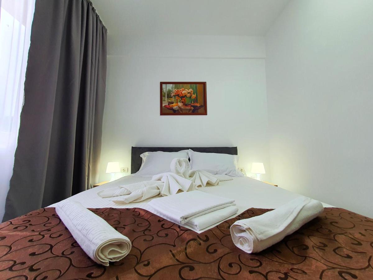 Hotel Decebal 艾福雷诺德 外观 照片